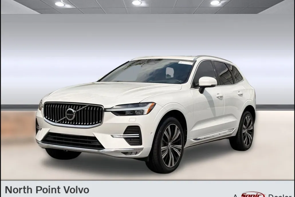 2022 Volvo XC60 B5 Inscription photo 1