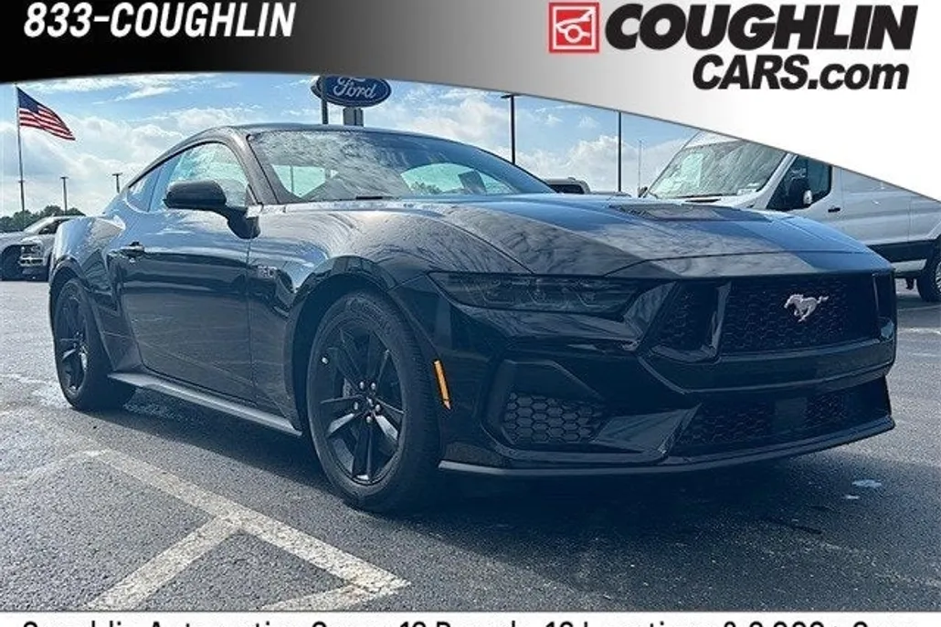 2025 Ford Mustang GT photo 1