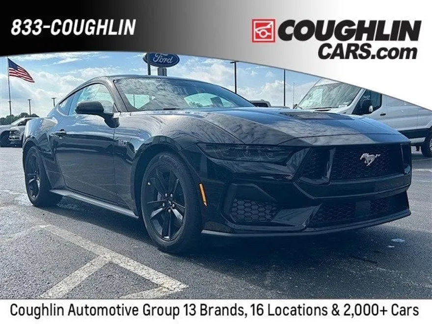 2025 Ford Mustang GT photo 1