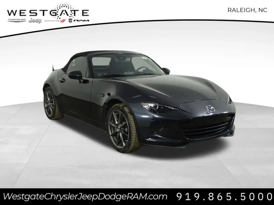 2020 Mazda MX-5 Miata Miata Sport photo 1