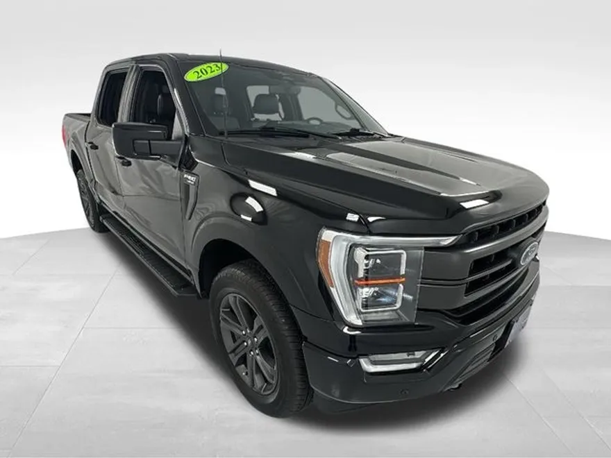 2023 Ford F-150 Lariat photo 1