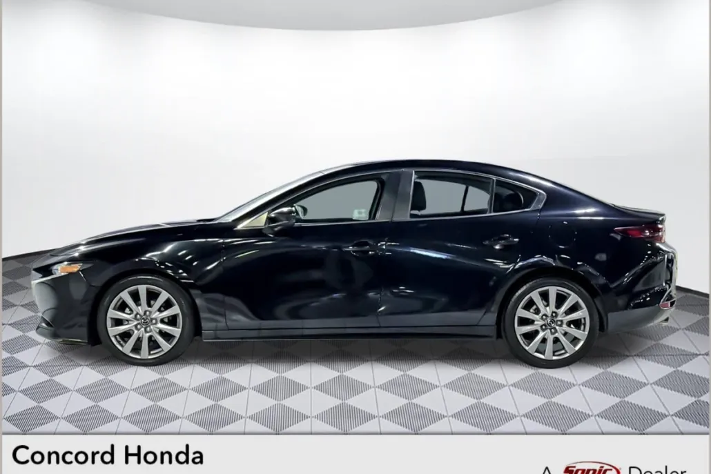 2021 Mazda Mazda3 Select photo 1