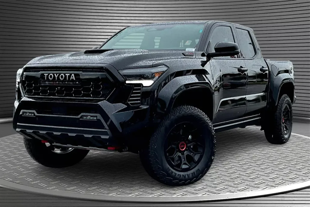 2025 Toyota Tacoma TRD Pro 4x4 photo 1
