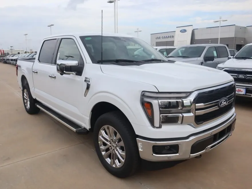 2025 Ford F-150 Lariat photo 1