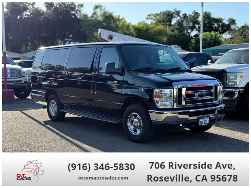 2013 Ford E-350 photo 1
