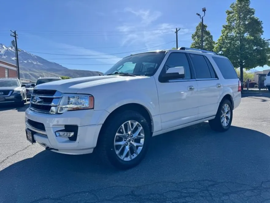 2017 Ford Expedition Limited photo 1