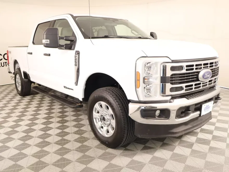 2024 Ford F-250 photo 1