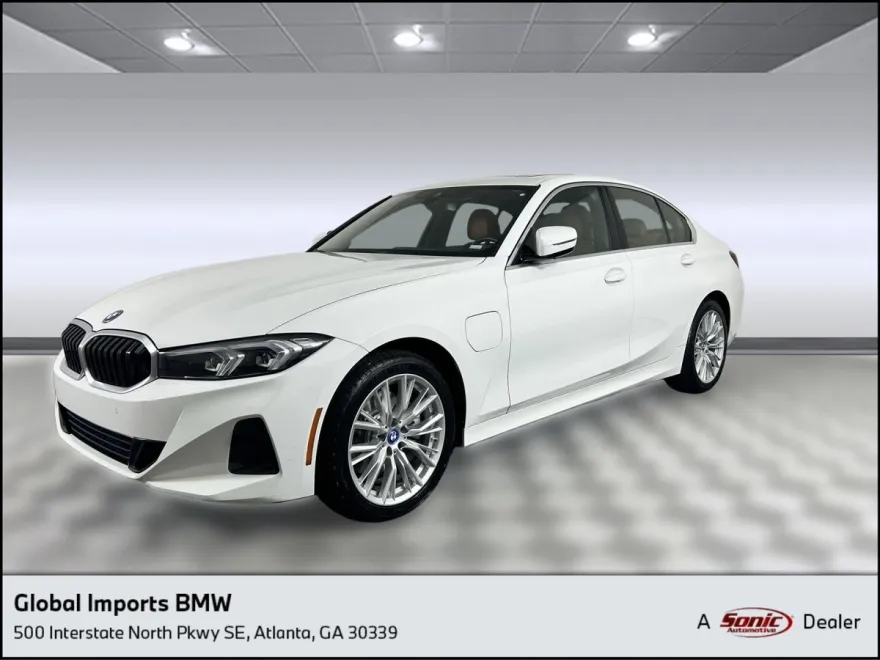 2024 Bmw 330e photo 1