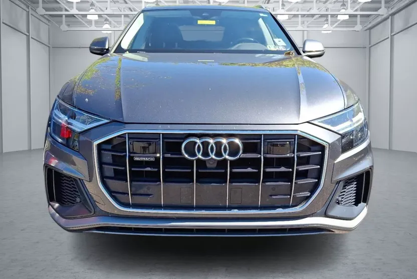 2020 Audi Q8 line Premium Plus photo 1