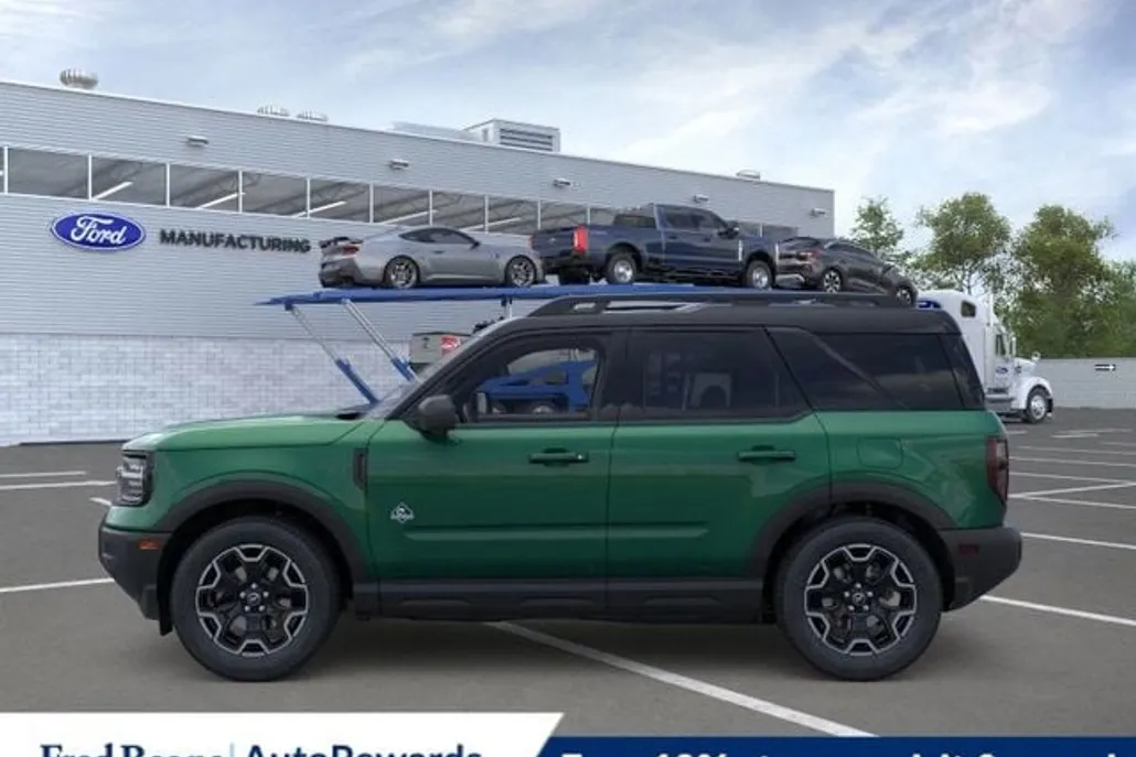 2025 Ford Bronco Sport Outer Banks photo 1