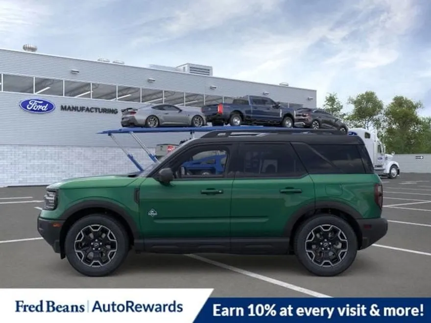 2025 Ford Bronco Sport Outer Banks photo 1
