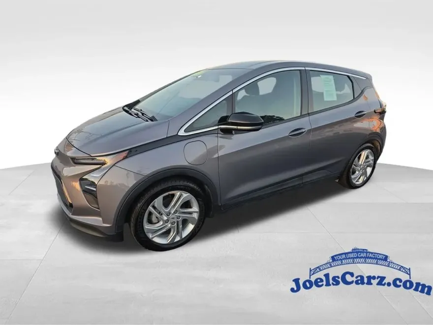 2022 Chevrolet Bolt EV 1LT photo 1