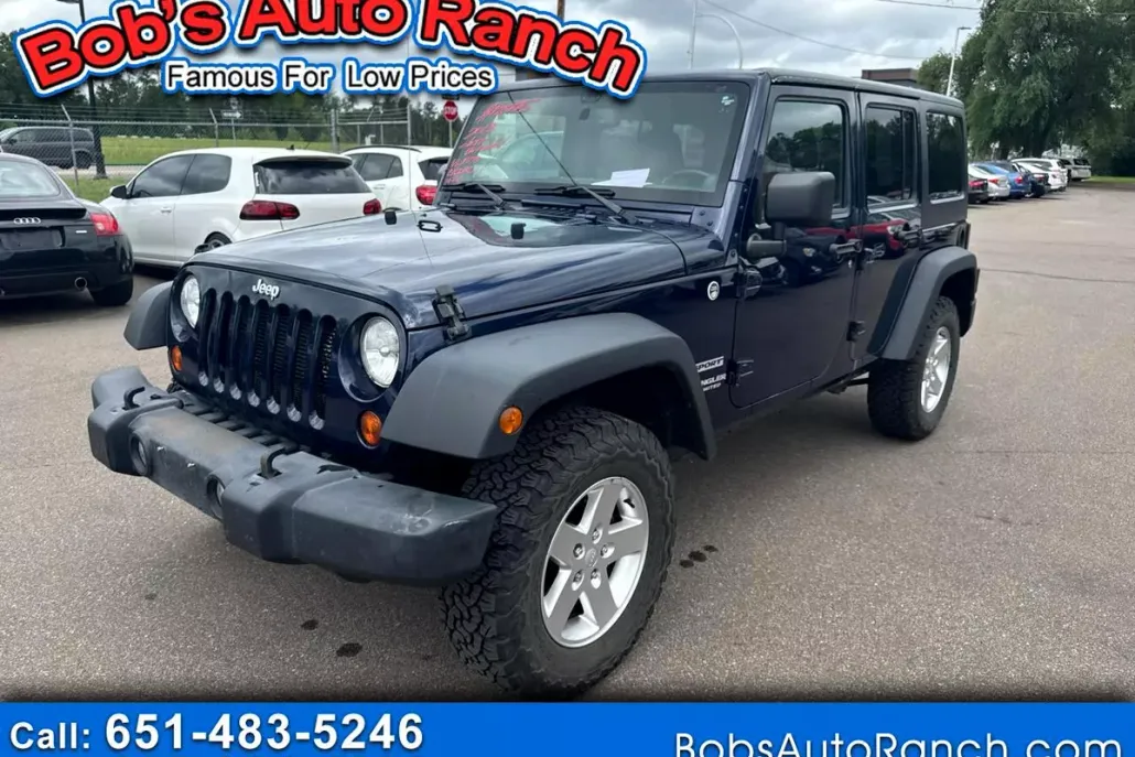 2013 Jeep Wrangler Unlimited Sport photo 1