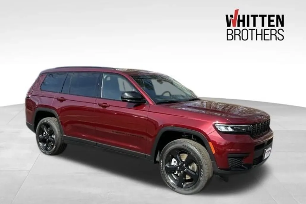 2025 Jeep Grand Cherokee Altitude photo 1