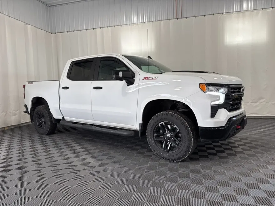 2022 Chevrolet Silverado 1500 LT Trail Boss photo 1