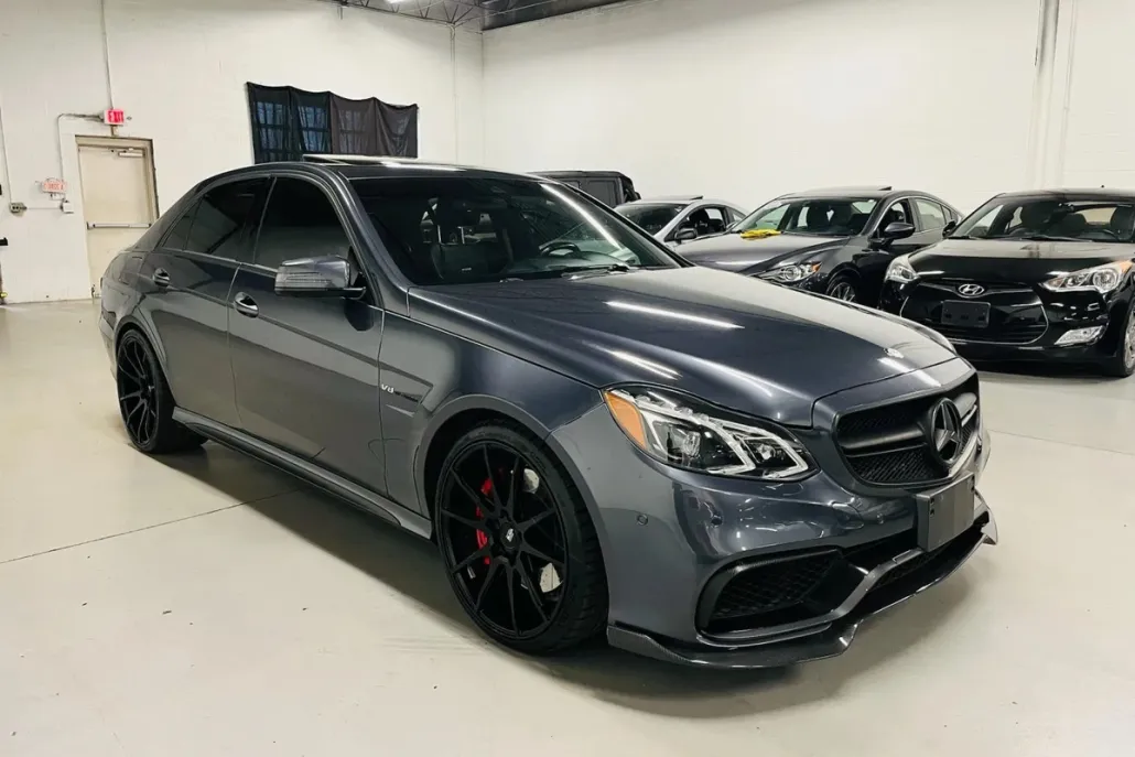 2015 Mercedes Benz E 63 AMG 4MATIC Sedan photo 1