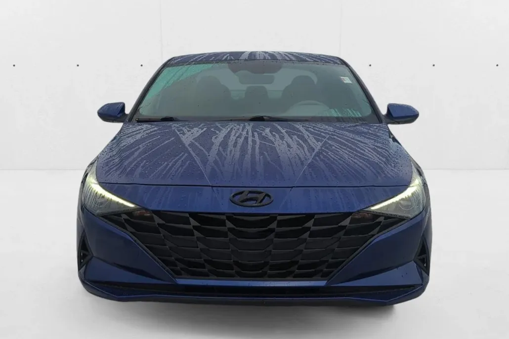 2021 Hyundai Elantra SEL photo 1