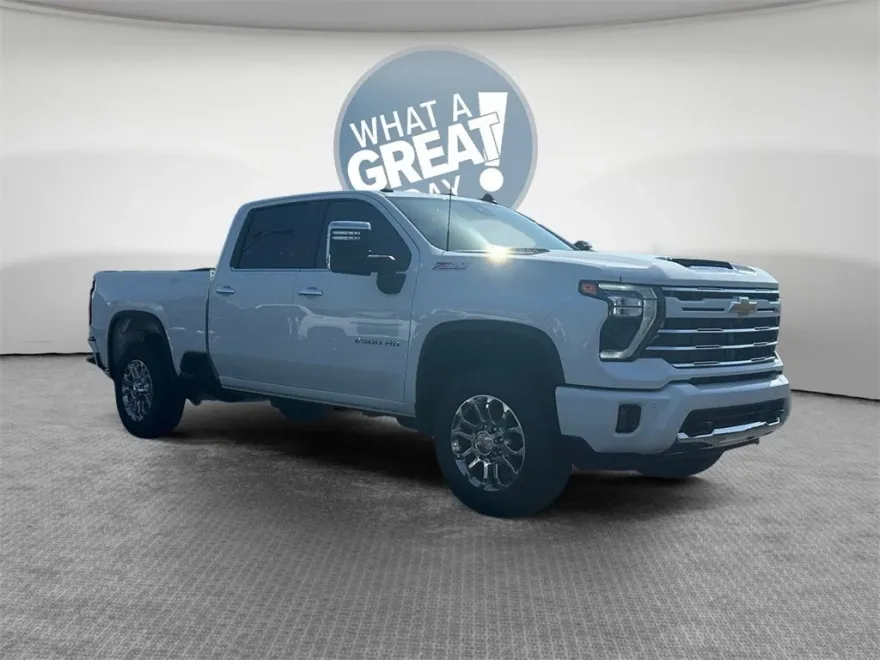 2025 Chevrolet Silverado 2500HD LT photo 1
