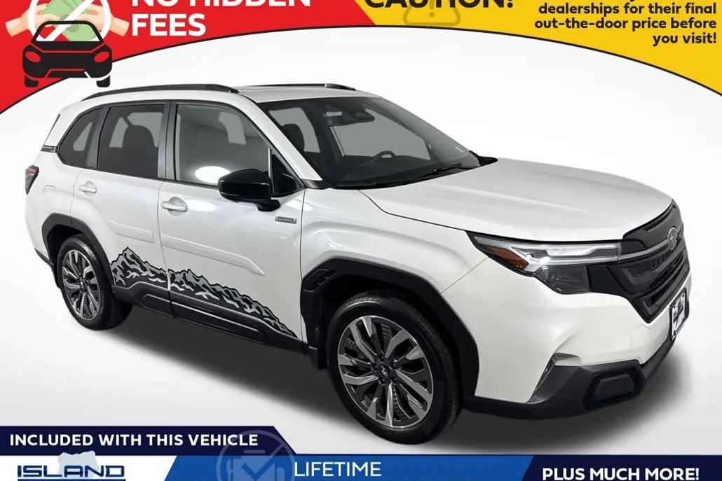 2025 Subaru Forester Touring photo 1