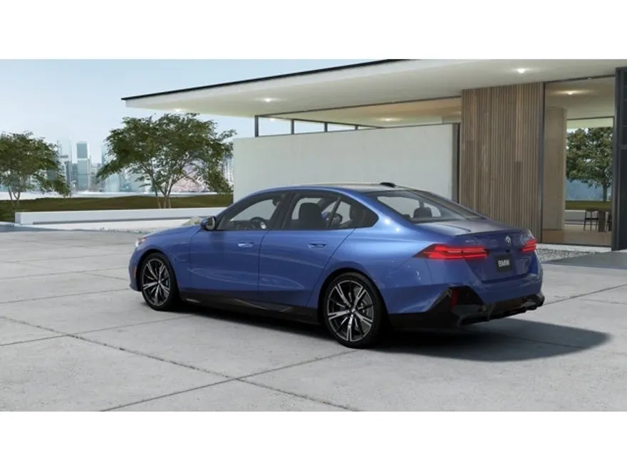 2026 Bmw 550e xDrive photo 1