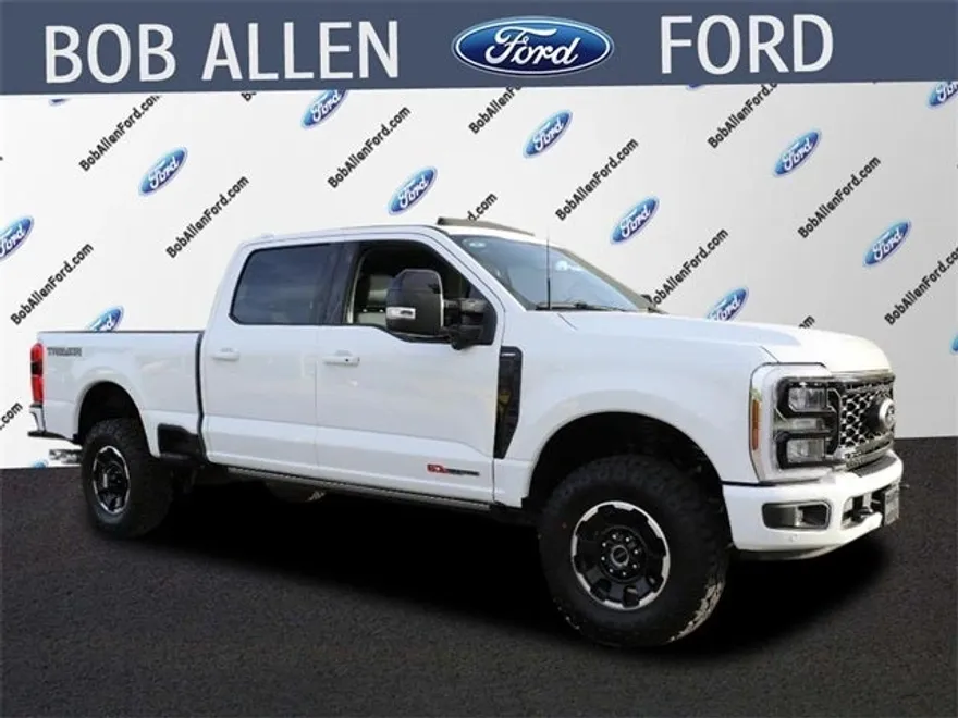2025 Ford F-250 photo 1