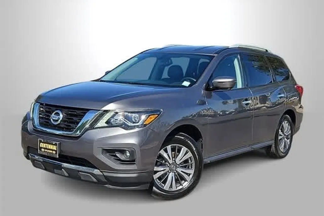 2020 Nissan Pathfinder SL photo 1