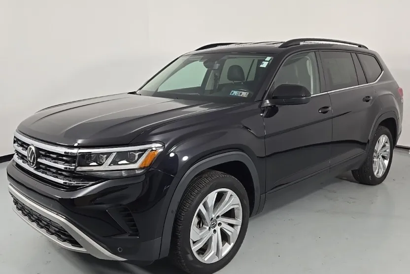 2022 Volkswagen Atlas SE Technology photo 1