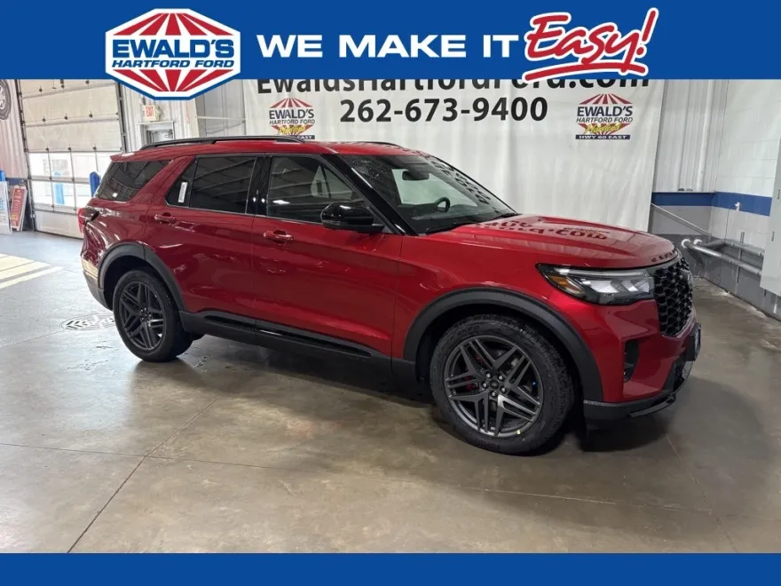 2025 Ford Explorer ST photo 1