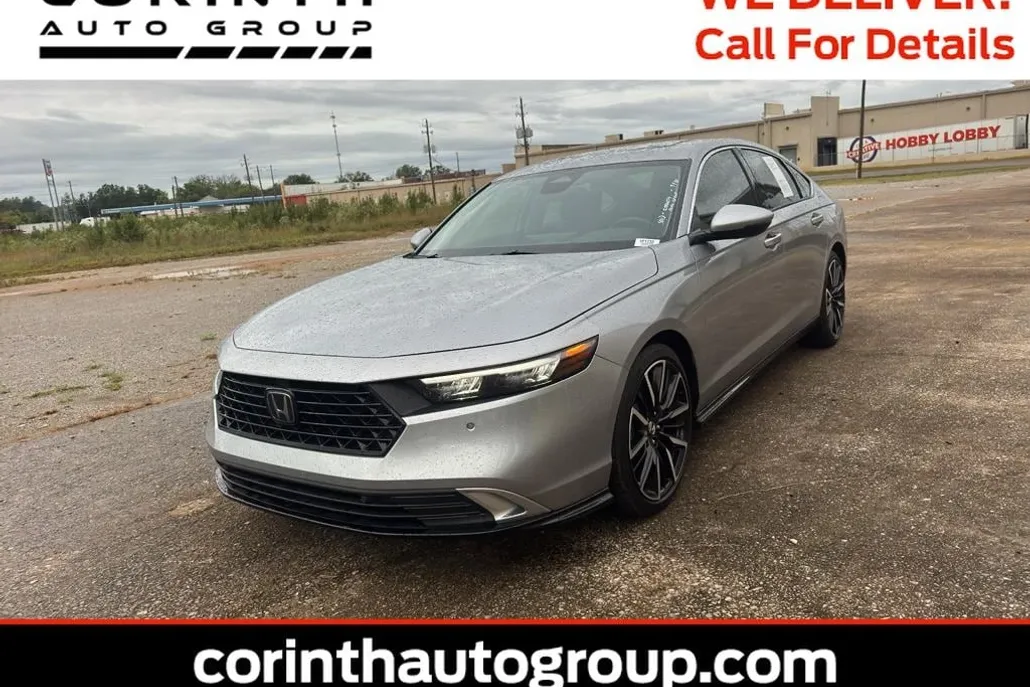 2023 Honda Accord Hybrid Touring photo 1