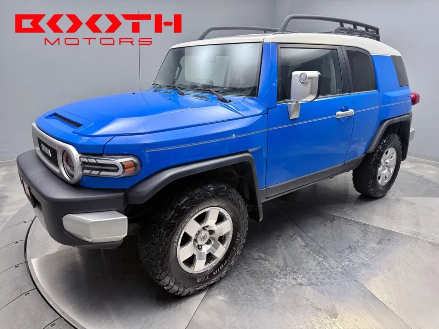 2008 Toyota FJ Cruiser Base photo 1