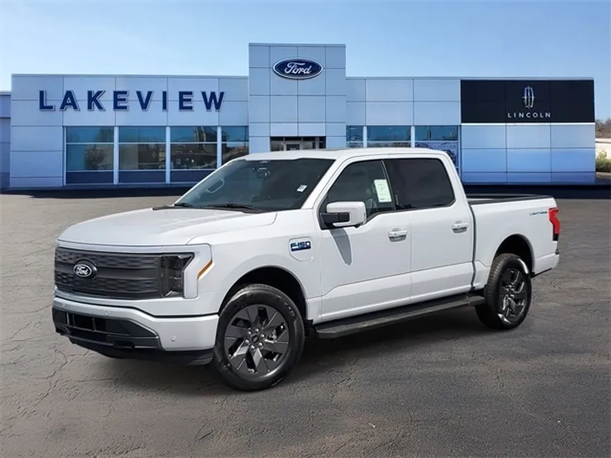 2025 Ford F-150 Lightning Lariat photo 1