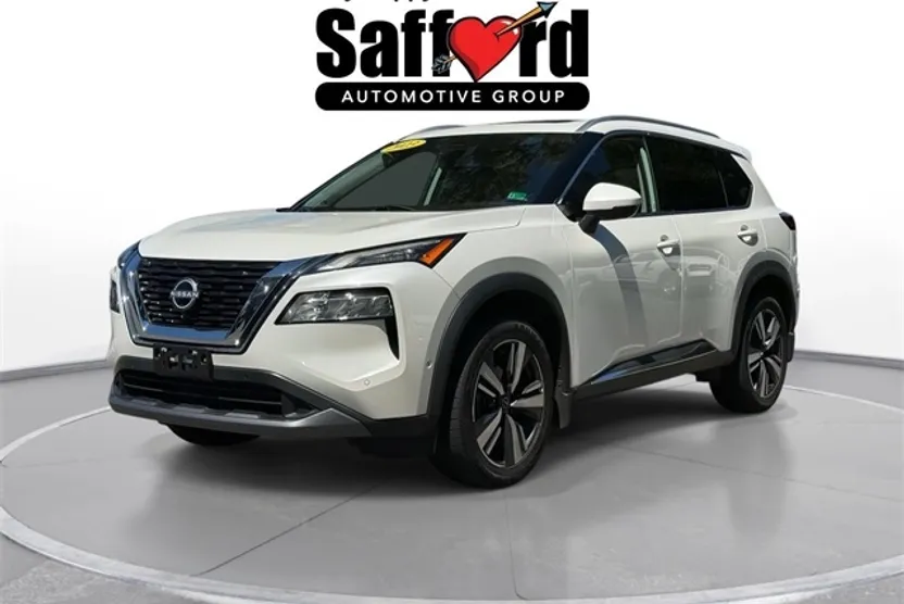 2023 Nissan Rogue SL photo 1