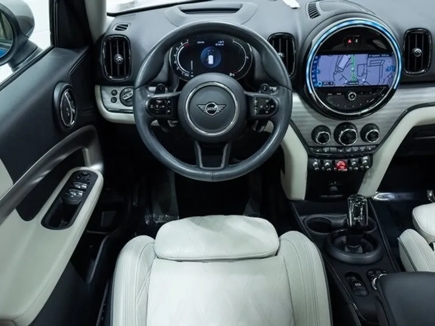 2022 Mini Countryman S photo 1