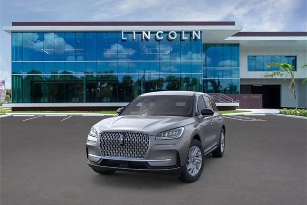 2025 Lincoln Corsair Premiere photo 1
