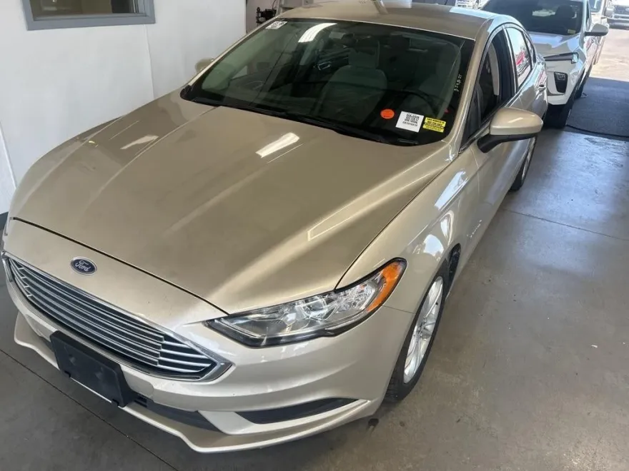 2018 Ford Fusion Hybrid S photo 1