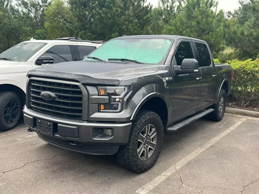 2016 Ford F-150 XLT photo 1