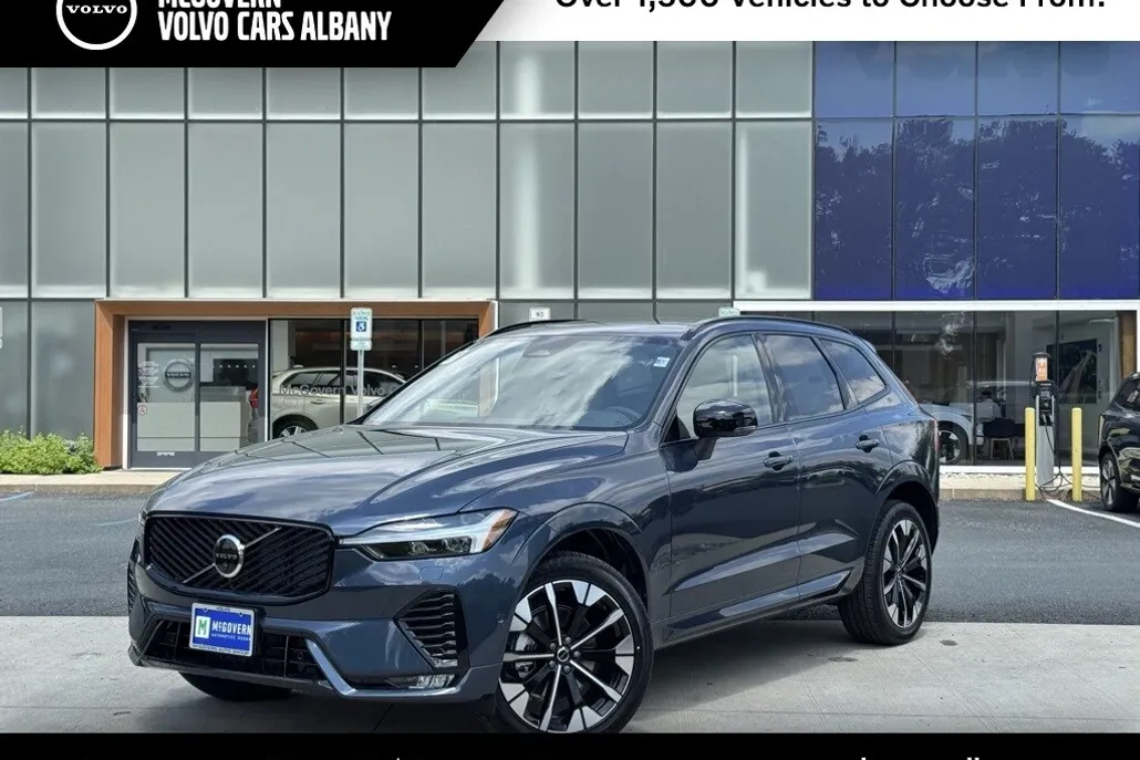 2026 Volvo XC60 B5 Plus photo 1