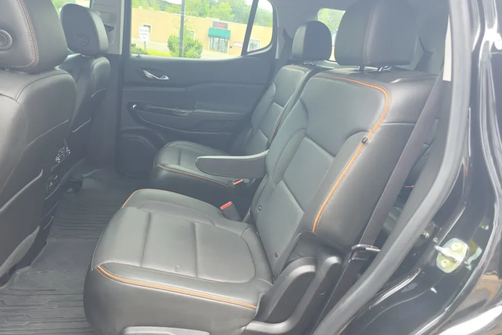 2023 Gmc Acadia AT4 photo 1