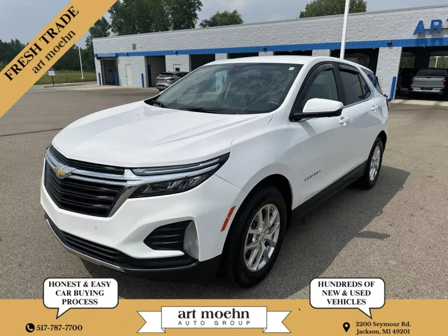 2023 Chevrolet Equinox LT photo 1