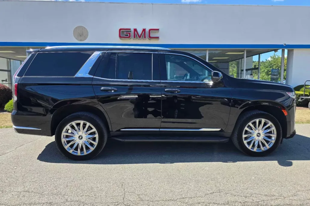 2024 Cadillac Escalade Premium Luxury photo 1