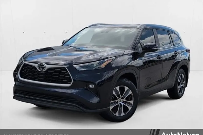 2024 Toyota Highlander XLE Sport photo 1