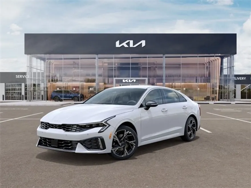 2025 Kia K5 GT-Line photo 1