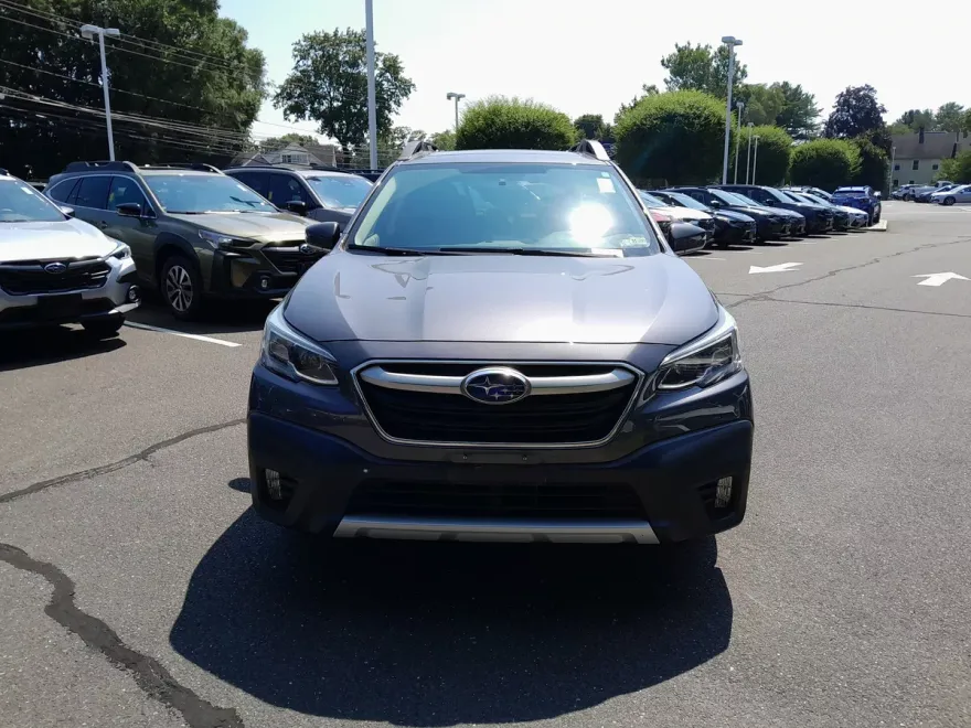 2022 Subaru Outback Limited XT photo 1