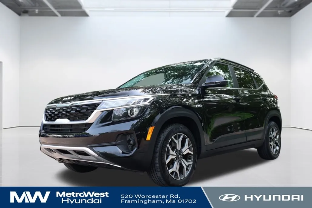 2023 Kia Seltos EX photo 1