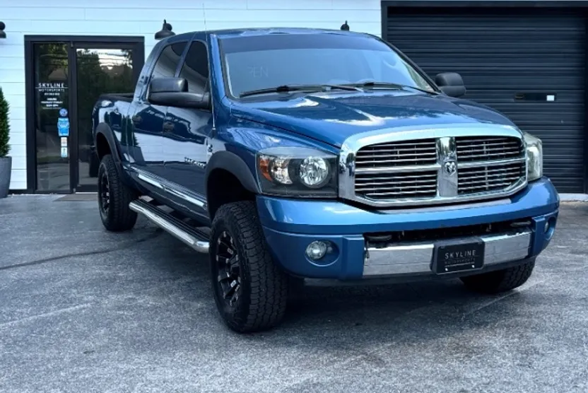 2006 Dodge Ram Laramie photo 1