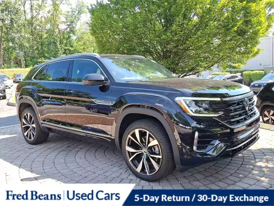 2025 Volkswagen Atlas Cross Sport SEL Premium R-Line photo 1