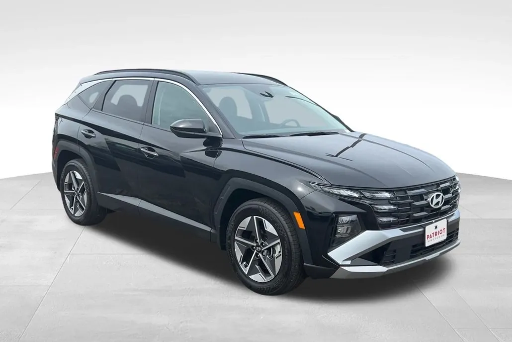 2025 Hyundai Tucson SEL photo 1