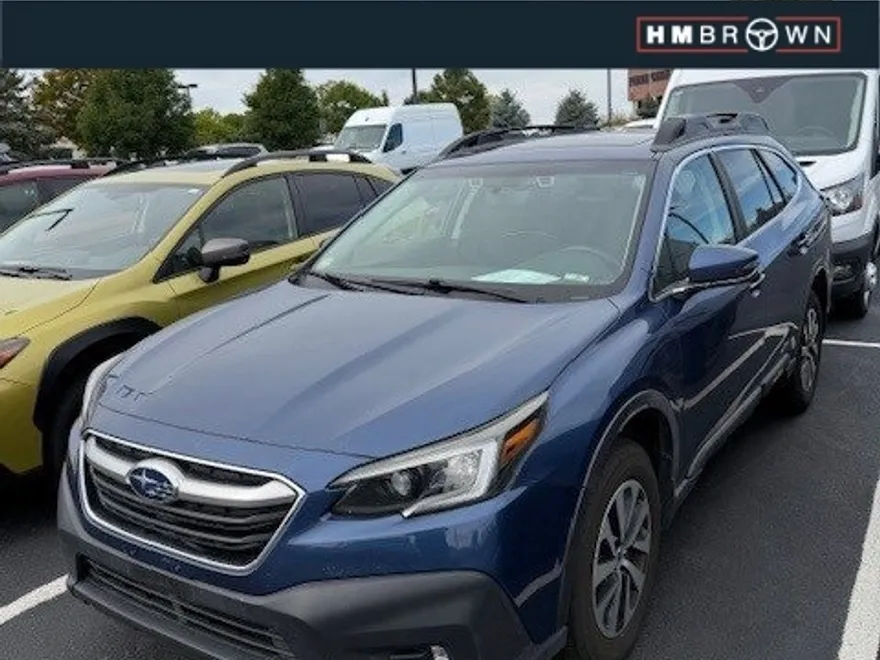 2020 Subaru Outback Premium photo 1