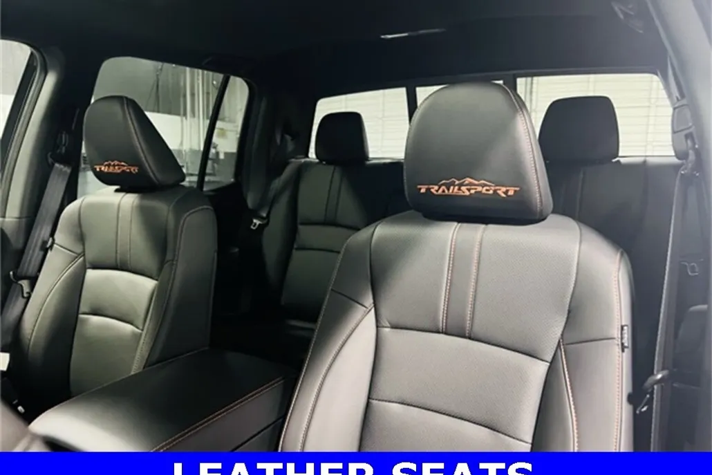 2025 Honda Ridgeline TrailSport photo 1