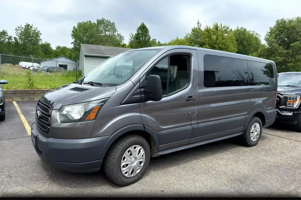 2015 Ford Transit XL photo 1